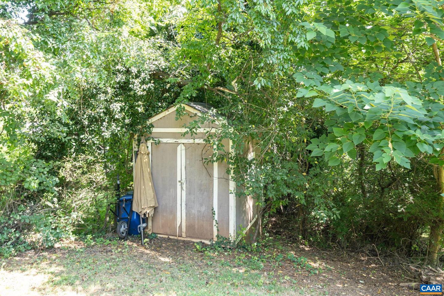 219 HARTMANS MILL RD, CHARLOTTESVILLE, Virginia 22903, 4 Bedrooms Bedrooms, ,2 BathroomsBathrooms,Residential,For sale,219 HARTMANS MILL RD,667653 MLS # 667653