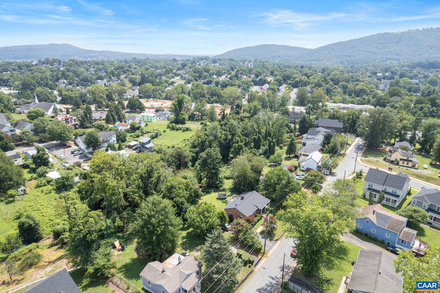 219 HARTMANS MILL RD, CHARLOTTESVILLE, Virginia 22903, 4 Bedrooms Bedrooms, ,2 BathroomsBathrooms,Residential,For sale,219 HARTMANS MILL RD,667653 MLS # 667653