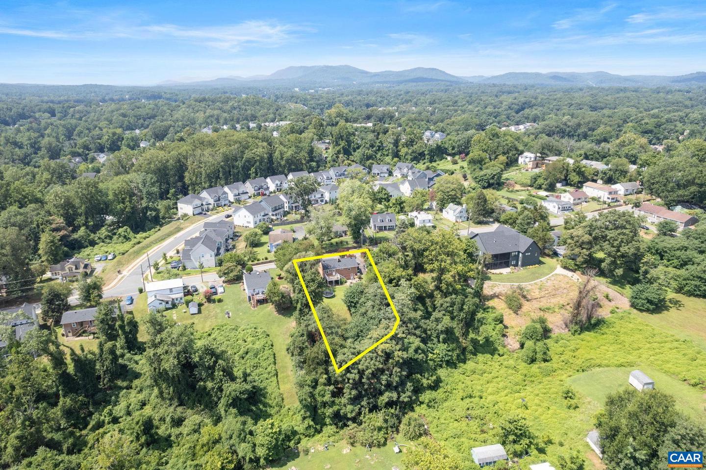 219 HARTMANS MILL RD, CHARLOTTESVILLE, Virginia 22903, 4 Bedrooms Bedrooms, ,2 BathroomsBathrooms,Residential,For sale,219 HARTMANS MILL RD,667653 MLS # 667653
