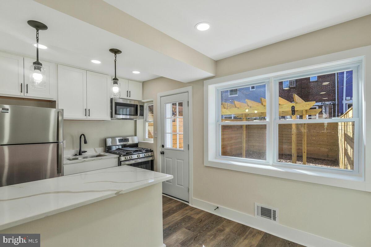 1319 DEXTER TER SE, WASHINGTON, District Of Columbia 20020, 3 Bedrooms Bedrooms, ,1 BathroomBathrooms,Residential,For sale,1319 DEXTER TER SE,DCDC2152576 MLS # DCDC2152576