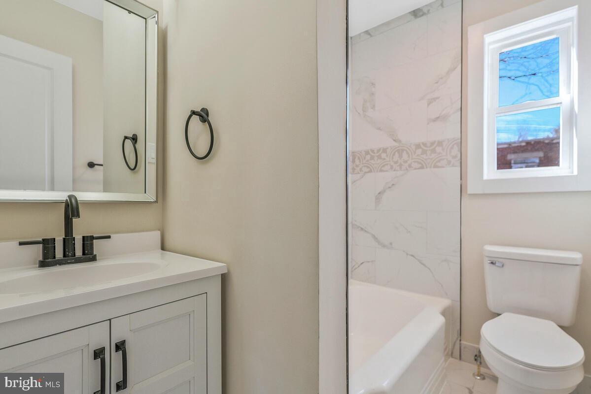 1319 DEXTER TER SE, WASHINGTON, District Of Columbia 20020, 3 Bedrooms Bedrooms, ,1 BathroomBathrooms,Residential,For sale,1319 DEXTER TER SE,DCDC2152576 MLS # DCDC2152576