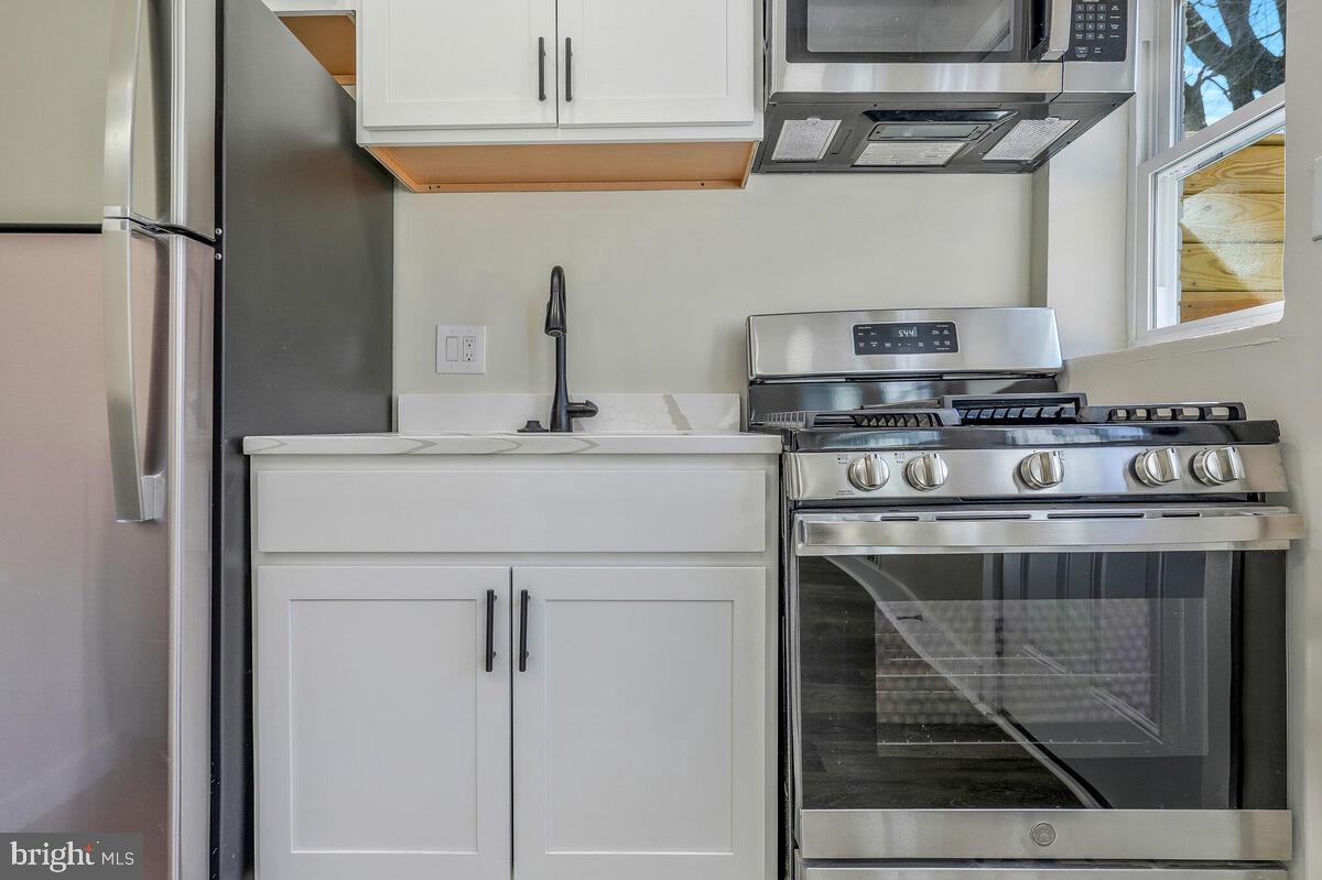 1319 DEXTER TER SE, WASHINGTON, District Of Columbia 20020, 3 Bedrooms Bedrooms, ,1 BathroomBathrooms,Residential,For sale,1319 DEXTER TER SE,DCDC2152576 MLS # DCDC2152576