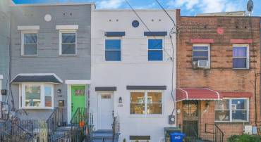 1319 DEXTER TER SE, WASHINGTON, District Of Columbia 20020, 3 Bedrooms Bedrooms, ,1 BathroomBathrooms,Residential,For sale,1319 DEXTER TER SE,DCDC2152576 MLS # DCDC2152576