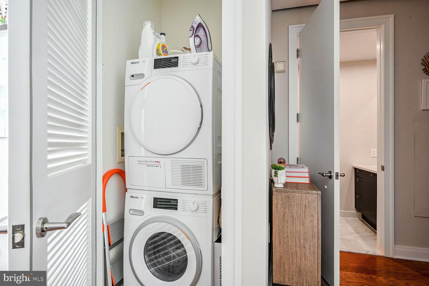 1177 22ND ST NW #4H, WASHINGTON, District Of Columbia 20037, 1 Bedroom Bedrooms, ,1 BathroomBathrooms,Residential,For sale,1177 22ND ST NW #4H,DCDC2184438 MLS # DCDC2184438