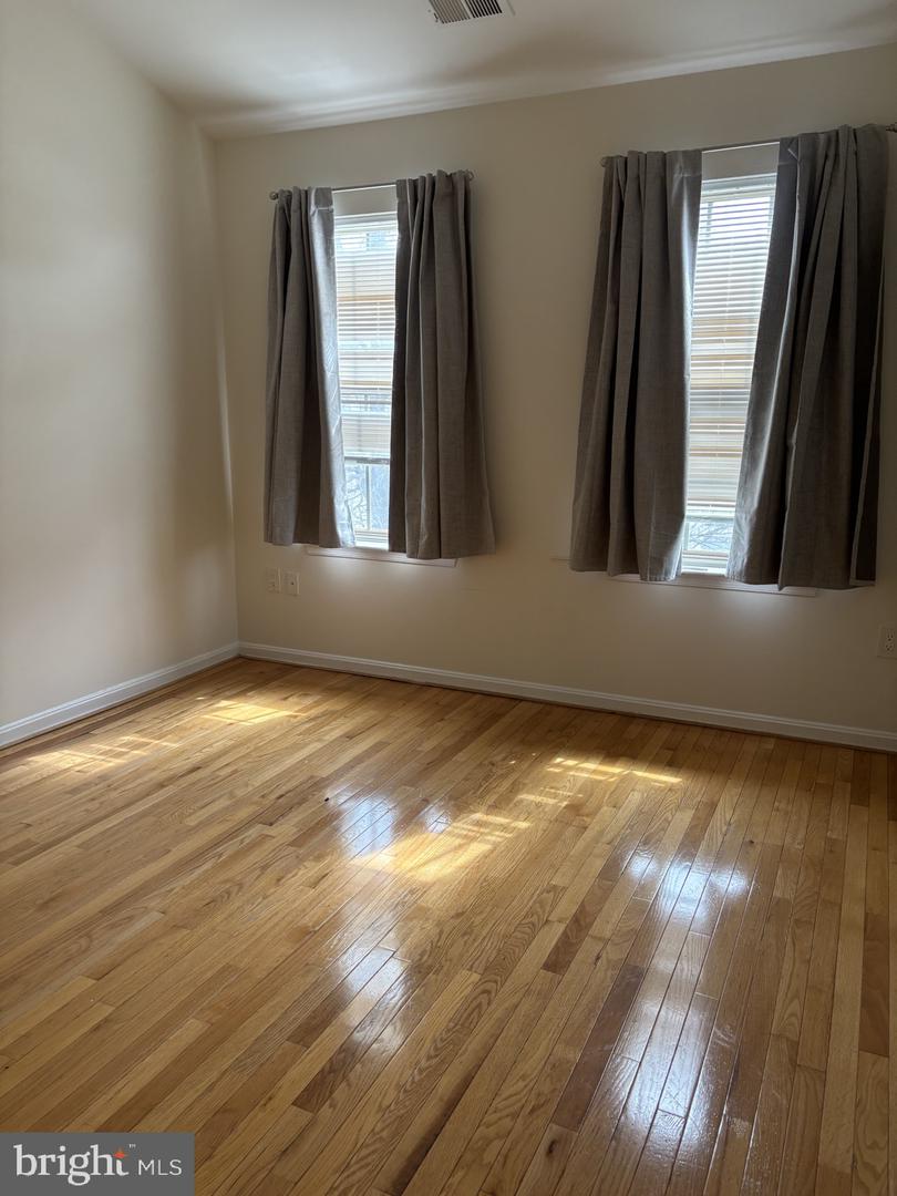 46378 MONOCACY SQ, STERLING, Virginia 20165, 2 Bedrooms Bedrooms, 2 Rooms Rooms,2 BathroomsBathrooms,Residential,For sale,46378 MONOCACY SQ,VALO2090848 MLS # VALO2090848