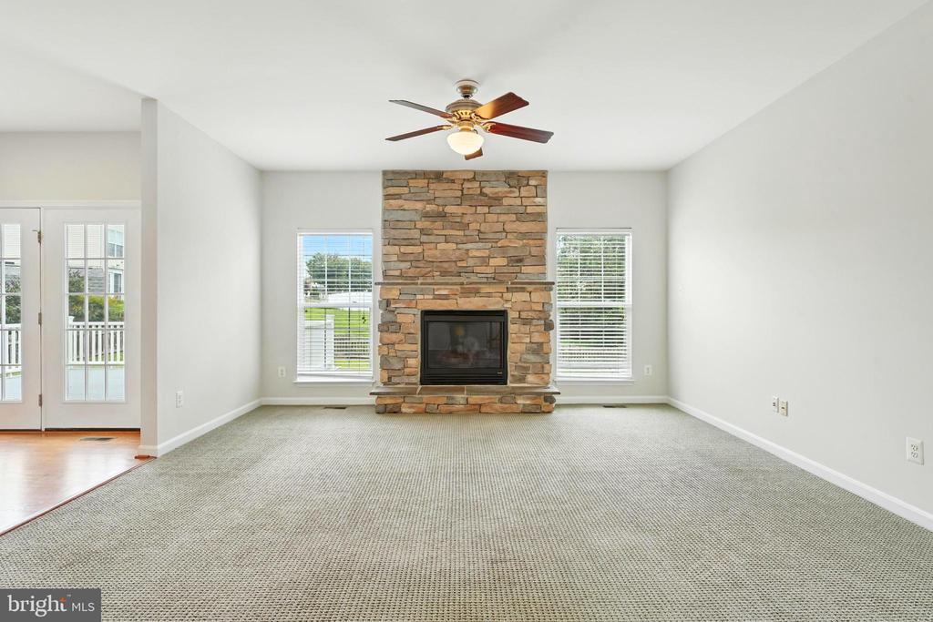 705 HOLLY LEAF, CULPEPER, Virginia 22701, 5 Bedrooms Bedrooms, ,2 BathroomsBathrooms,Residential,705 HOLLY LEAF,VACU2011194 MLS # VACU2011194