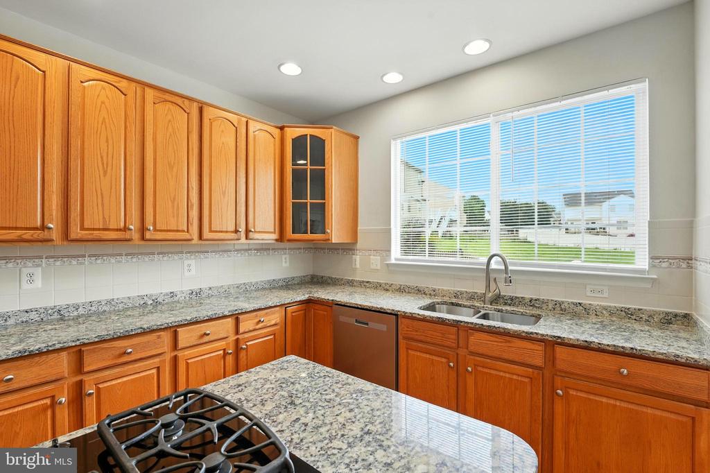 705 HOLLY LEAF, CULPEPER, Virginia 22701, 5 Bedrooms Bedrooms, ,2 BathroomsBathrooms,Residential,705 HOLLY LEAF,VACU2011194 MLS # VACU2011194