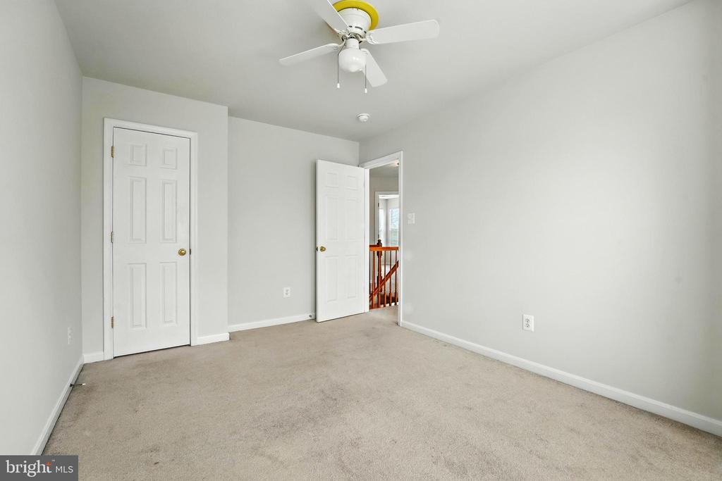 705 HOLLY LEAF, CULPEPER, Virginia 22701, 5 Bedrooms Bedrooms, ,2 BathroomsBathrooms,Residential,705 HOLLY LEAF,VACU2011194 MLS # VACU2011194