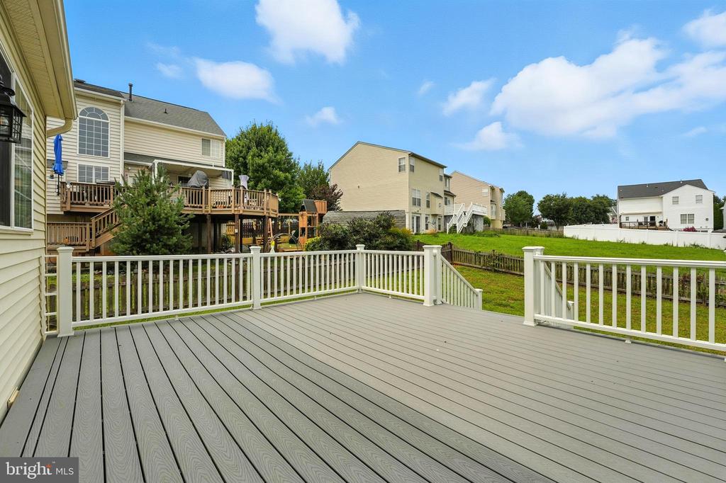 705 HOLLY LEAF, CULPEPER, Virginia 22701, 5 Bedrooms Bedrooms, ,2 BathroomsBathrooms,Residential,705 HOLLY LEAF,VACU2011194 MLS # VACU2011194
