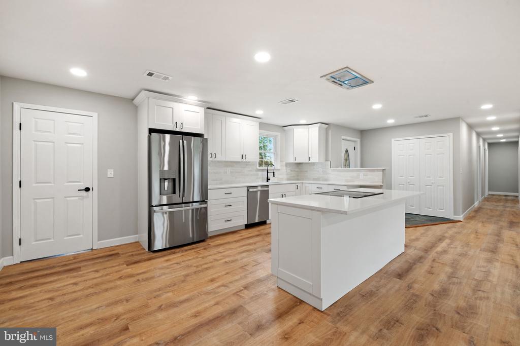 655 FOXCROFT RD, WARRENTON, Virginia 20186, 4 Bedrooms Bedrooms, ,2 BathroomsBathrooms,Residential,655 FOXCROFT RD,VAFQ2017764 MLS # VAFQ2017764
