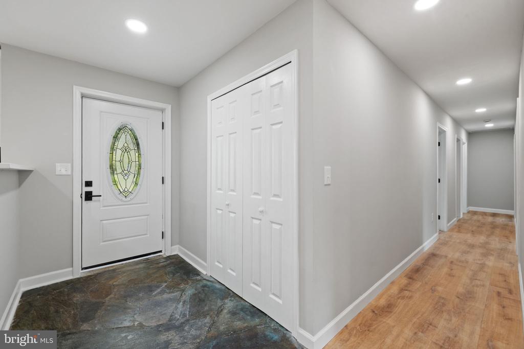 655 FOXCROFT RD, WARRENTON, Virginia 20186, 4 Bedrooms Bedrooms, ,2 BathroomsBathrooms,Residential,655 FOXCROFT RD,VAFQ2017764 MLS # VAFQ2017764