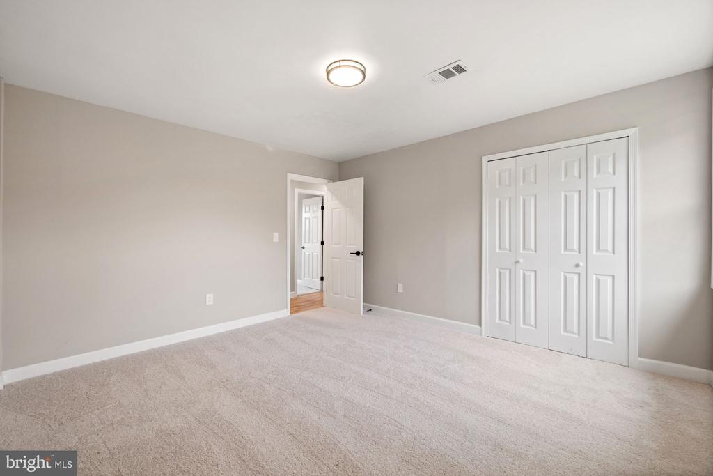 655 FOXCROFT RD, WARRENTON, Virginia 20186, 4 Bedrooms Bedrooms, ,2 BathroomsBathrooms,Residential,655 FOXCROFT RD,VAFQ2017764 MLS # VAFQ2017764