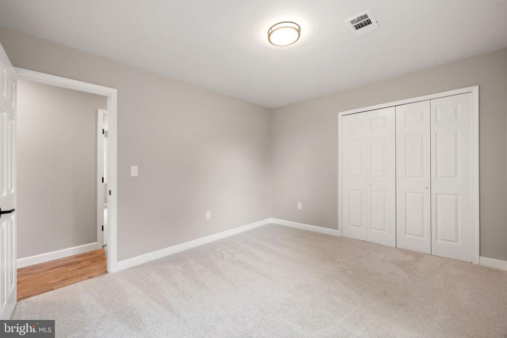 655 FOXCROFT RD, WARRENTON, Virginia 20186, 4 Bedrooms Bedrooms, ,2 BathroomsBathrooms,Residential,655 FOXCROFT RD,VAFQ2017764 MLS # VAFQ2017764