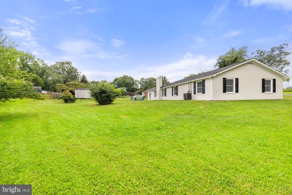 655 FOXCROFT RD, WARRENTON, Virginia 20186, 4 Bedrooms Bedrooms, ,2 BathroomsBathrooms,Residential,655 FOXCROFT RD,VAFQ2017764 MLS # VAFQ2017764
