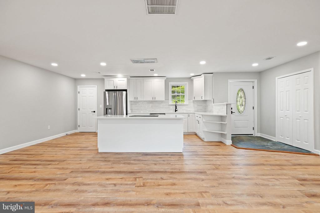 655 FOXCROFT RD, WARRENTON, Virginia 20186, 4 Bedrooms Bedrooms, ,2 BathroomsBathrooms,Residential,655 FOXCROFT RD,VAFQ2017764 MLS # VAFQ2017764