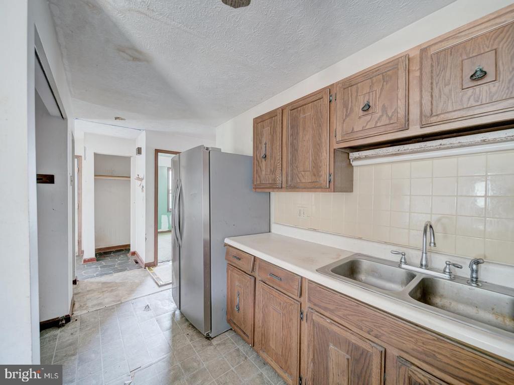 5724 ROSS DR, FREDERICKSBURG, Virginia 22407, 3 Bedrooms Bedrooms, ,1 BathroomBathrooms,Residential,5724 ROSS DR,VASP2035000 MLS # VASP2035000