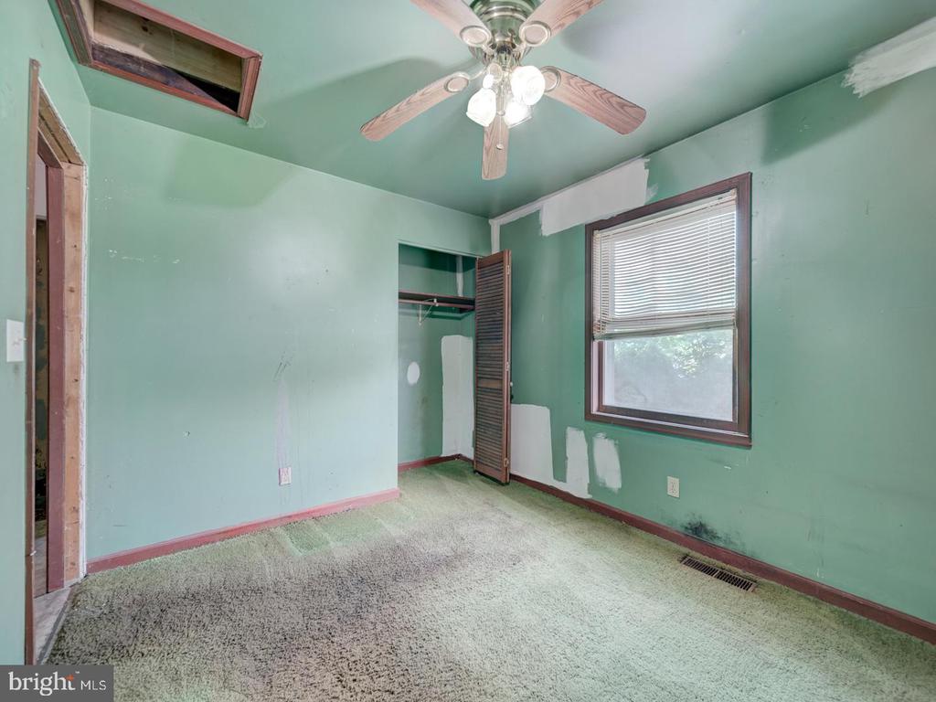5724 ROSS DR, FREDERICKSBURG, Virginia 22407, 3 Bedrooms Bedrooms, ,1 BathroomBathrooms,Residential,5724 ROSS DR,VASP2035000 MLS # VASP2035000