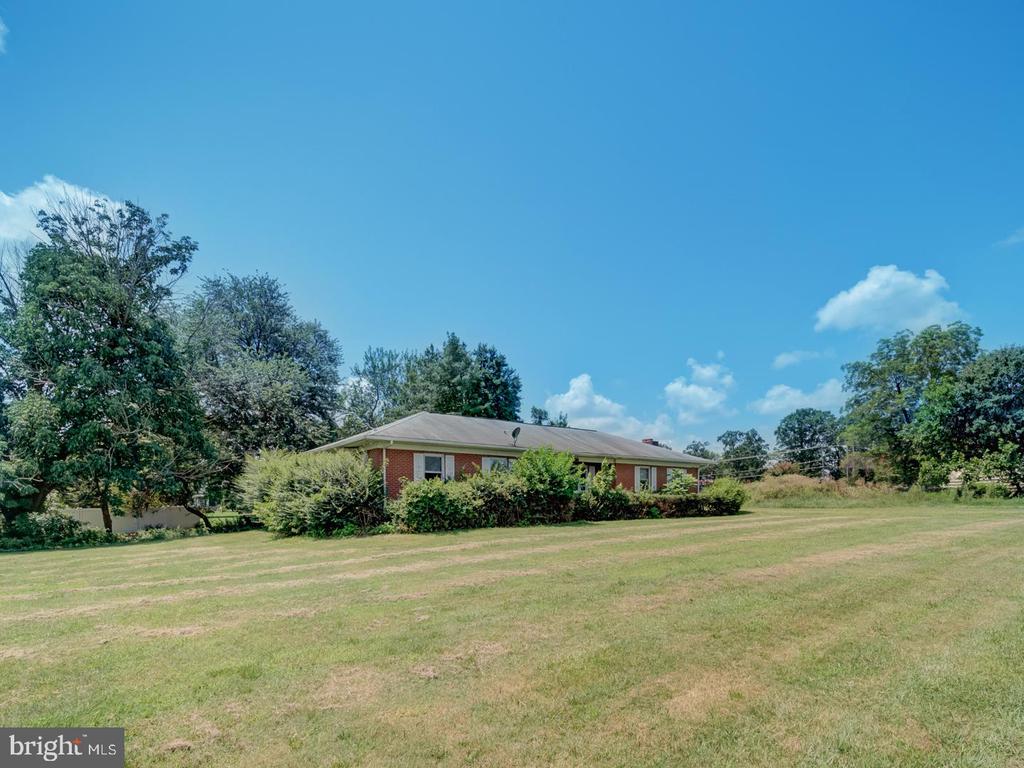 5724 ROSS DR, FREDERICKSBURG, Virginia 22407, 3 Bedrooms Bedrooms, ,1 BathroomBathrooms,Residential,5724 ROSS DR,VASP2035000 MLS # VASP2035000