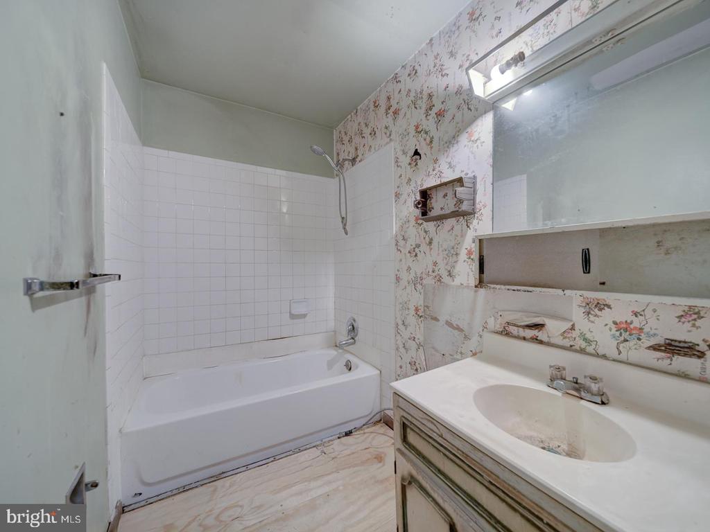 5724 ROSS DR, FREDERICKSBURG, Virginia 22407, 3 Bedrooms Bedrooms, ,1 BathroomBathrooms,Residential,5724 ROSS DR,VASP2035000 MLS # VASP2035000