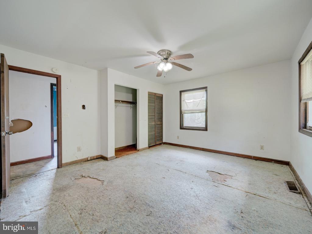 5724 ROSS DR, FREDERICKSBURG, Virginia 22407, 3 Bedrooms Bedrooms, ,1 BathroomBathrooms,Residential,5724 ROSS DR,VASP2035000 MLS # VASP2035000