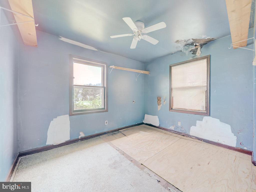5724 ROSS DR, FREDERICKSBURG, Virginia 22407, 3 Bedrooms Bedrooms, ,1 BathroomBathrooms,Residential,5724 ROSS DR,VASP2035000 MLS # VASP2035000
