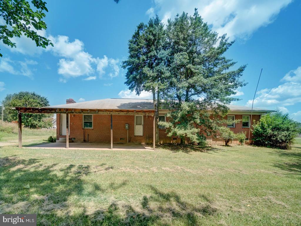 5724 ROSS DR, FREDERICKSBURG, Virginia 22407, 3 Bedrooms Bedrooms, ,1 BathroomBathrooms,Residential,5724 ROSS DR,VASP2035000 MLS # VASP2035000