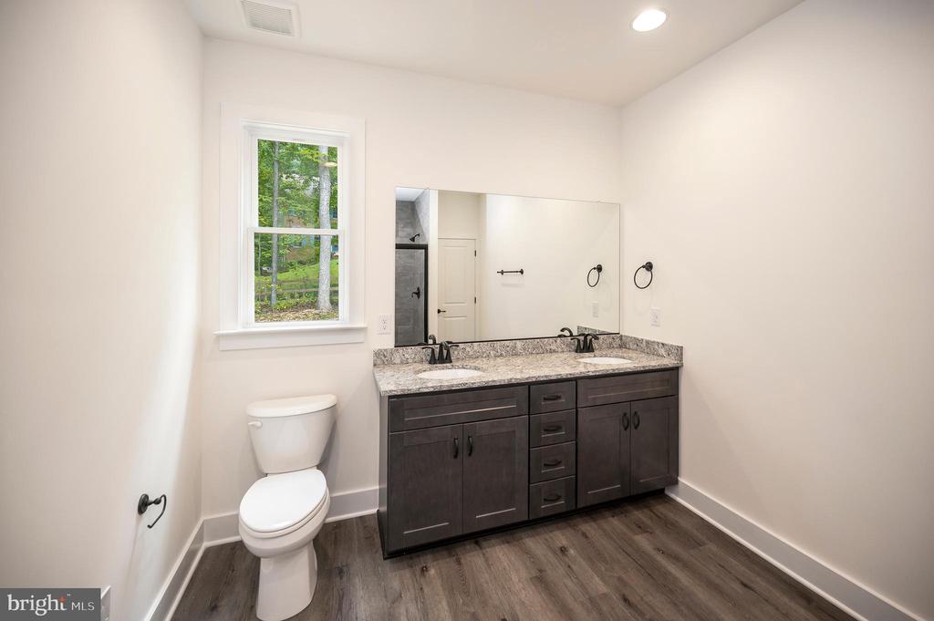 0 TAPPS FORD ROAD, AMISSVILLE, Virginia 20106, 4 Bedrooms Bedrooms, ,3 BathroomsBathrooms,Residential,0 TAPPS FORD ROAD,VAFQ2017856 MLS # VAFQ2017856