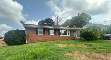 426 AZALEA ST, CULPEPER, Virginia 22701, 4 Bedrooms Bedrooms, ,2 BathroomsBathrooms,Residential,426 AZALEA ST,VACU2011250 MLS # VACU2011250