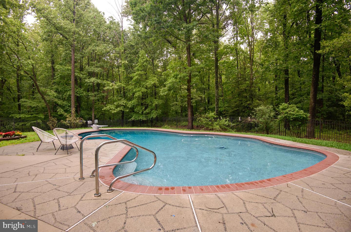 11923 FALLEN HOLLY CT, GREAT FALLS, Virginia 22066, 4 Bedrooms Bedrooms, ,4 BathroomsBathrooms,Residential,For sale,11923 FALLEN HOLLY CT,VAFX2241380 MLS # VAFX2241380