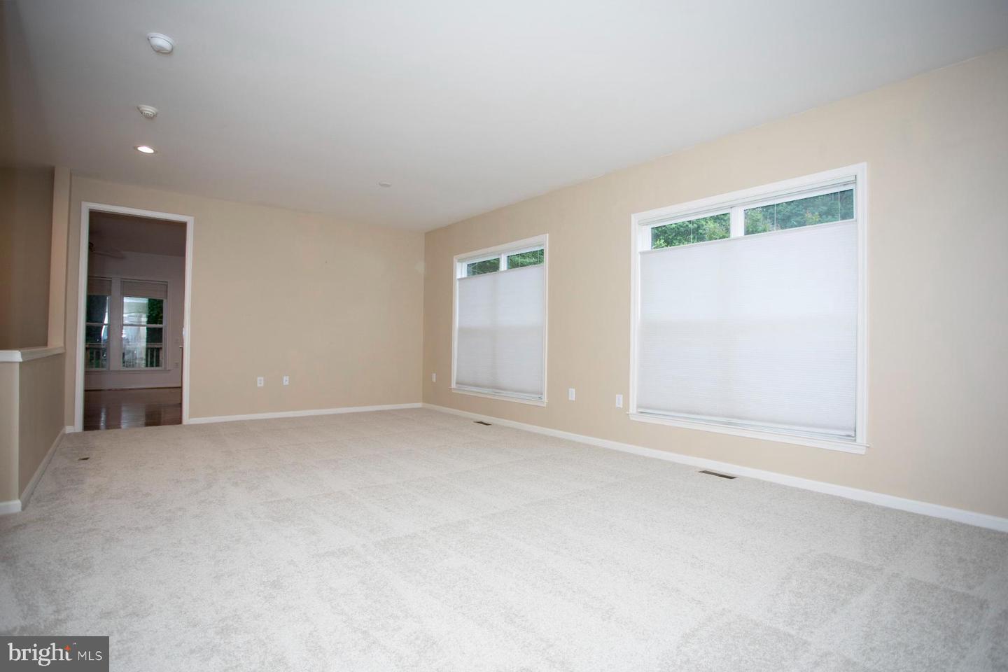 30 DAYTON CIR, FREDERICKSBURG, Virginia 22406, 3 Bedrooms Bedrooms, ,2 BathroomsBathrooms,Residential,For sale,30 DAYTON CIR,VAST2039008 MLS # VAST2039008