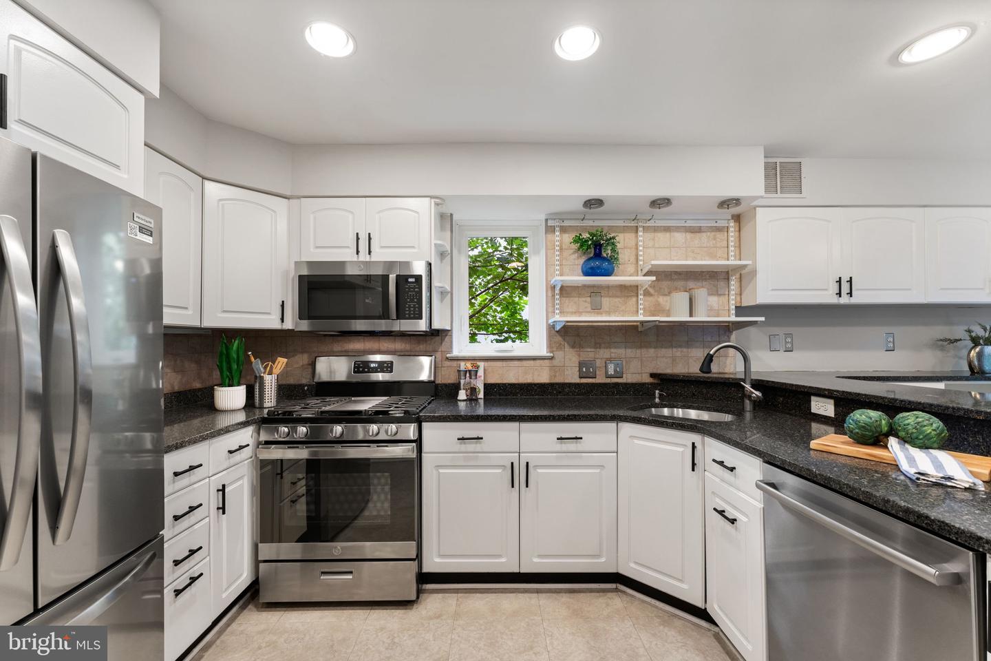 2323 N VERMONT ST, ARLINGTON, Virginia 22207, 4 Bedrooms Bedrooms, ,3 BathroomsBathrooms,Residential,For sale,2323 N VERMONT ST,VAAR2057876 MLS # VAAR2057876