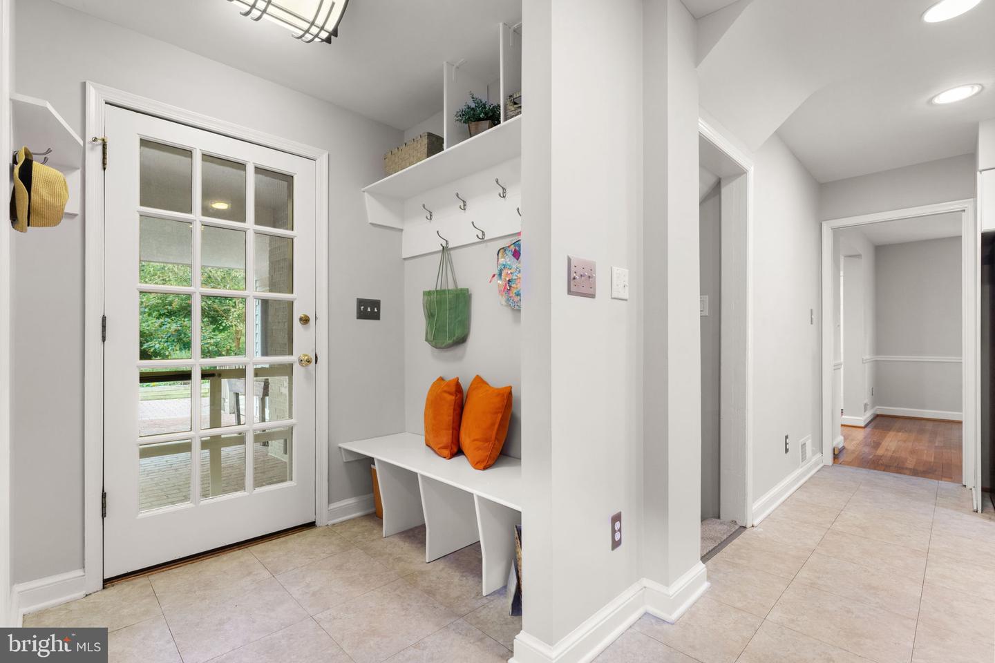 2323 N VERMONT ST, ARLINGTON, Virginia 22207, 4 Bedrooms Bedrooms, ,3 BathroomsBathrooms,Residential,For sale,2323 N VERMONT ST,VAAR2057876 MLS # VAAR2057876