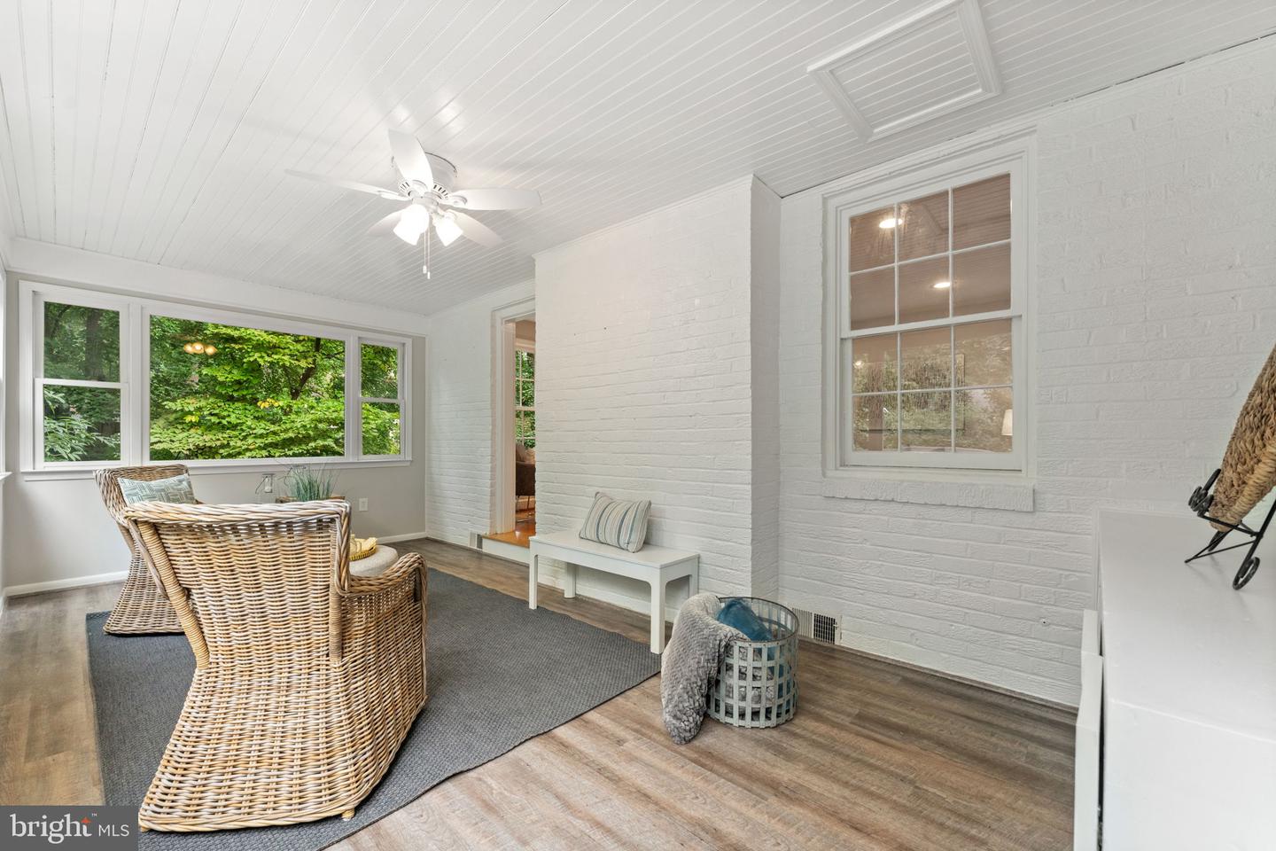 2323 N VERMONT ST, ARLINGTON, Virginia 22207, 4 Bedrooms Bedrooms, ,3 BathroomsBathrooms,Residential,For sale,2323 N VERMONT ST,VAAR2057876 MLS # VAAR2057876