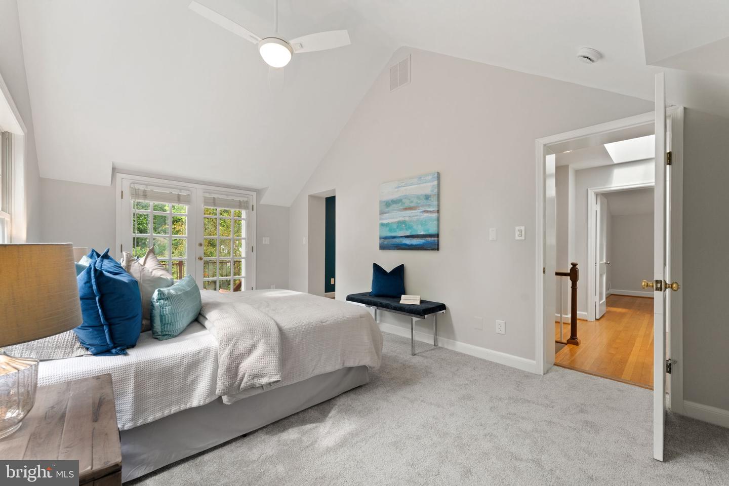 2323 N VERMONT ST, ARLINGTON, Virginia 22207, 4 Bedrooms Bedrooms, ,3 BathroomsBathrooms,Residential,For sale,2323 N VERMONT ST,VAAR2057876 MLS # VAAR2057876