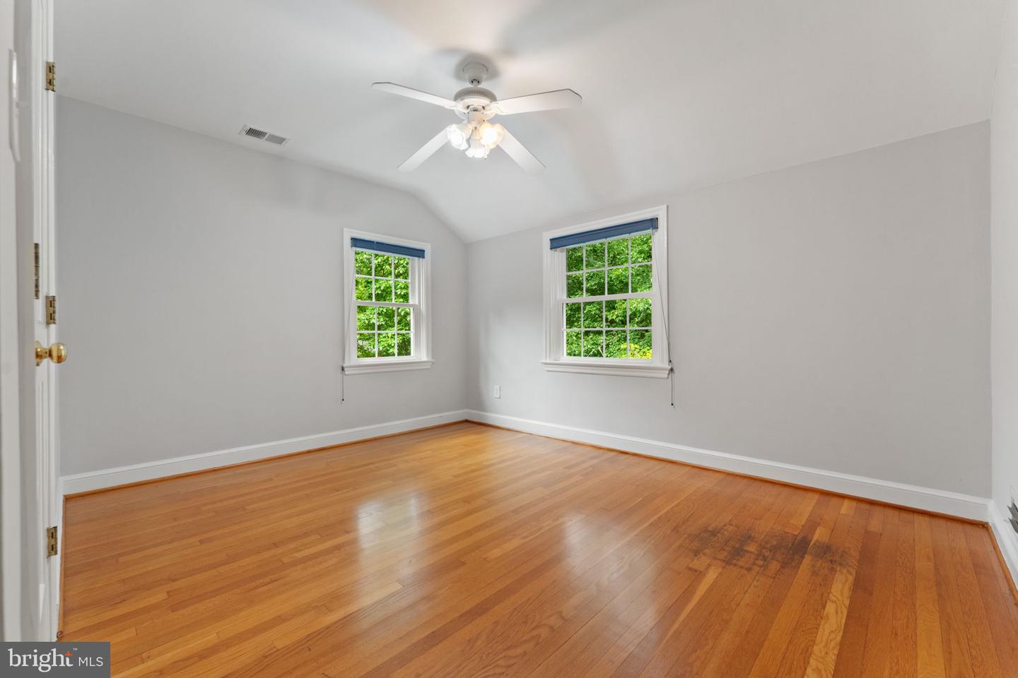 2323 N VERMONT ST, ARLINGTON, Virginia 22207, 4 Bedrooms Bedrooms, ,3 BathroomsBathrooms,Residential,For sale,2323 N VERMONT ST,VAAR2057876 MLS # VAAR2057876