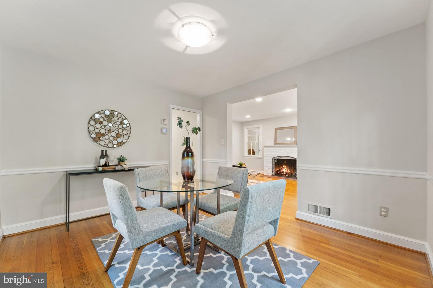 2323 N VERMONT ST, ARLINGTON, Virginia 22207, 4 Bedrooms Bedrooms, ,3 BathroomsBathrooms,Residential,For sale,2323 N VERMONT ST,VAAR2057876 MLS # VAAR2057876