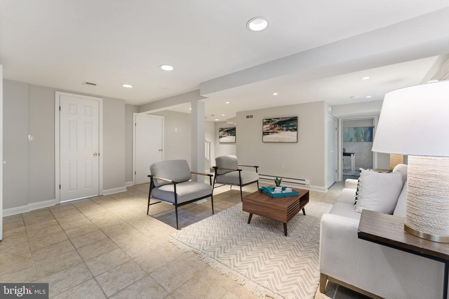 2323 N VERMONT ST, ARLINGTON, Virginia 22207, 4 Bedrooms Bedrooms, ,3 BathroomsBathrooms,Residential,For sale,2323 N VERMONT ST,VAAR2057876 MLS # VAAR2057876