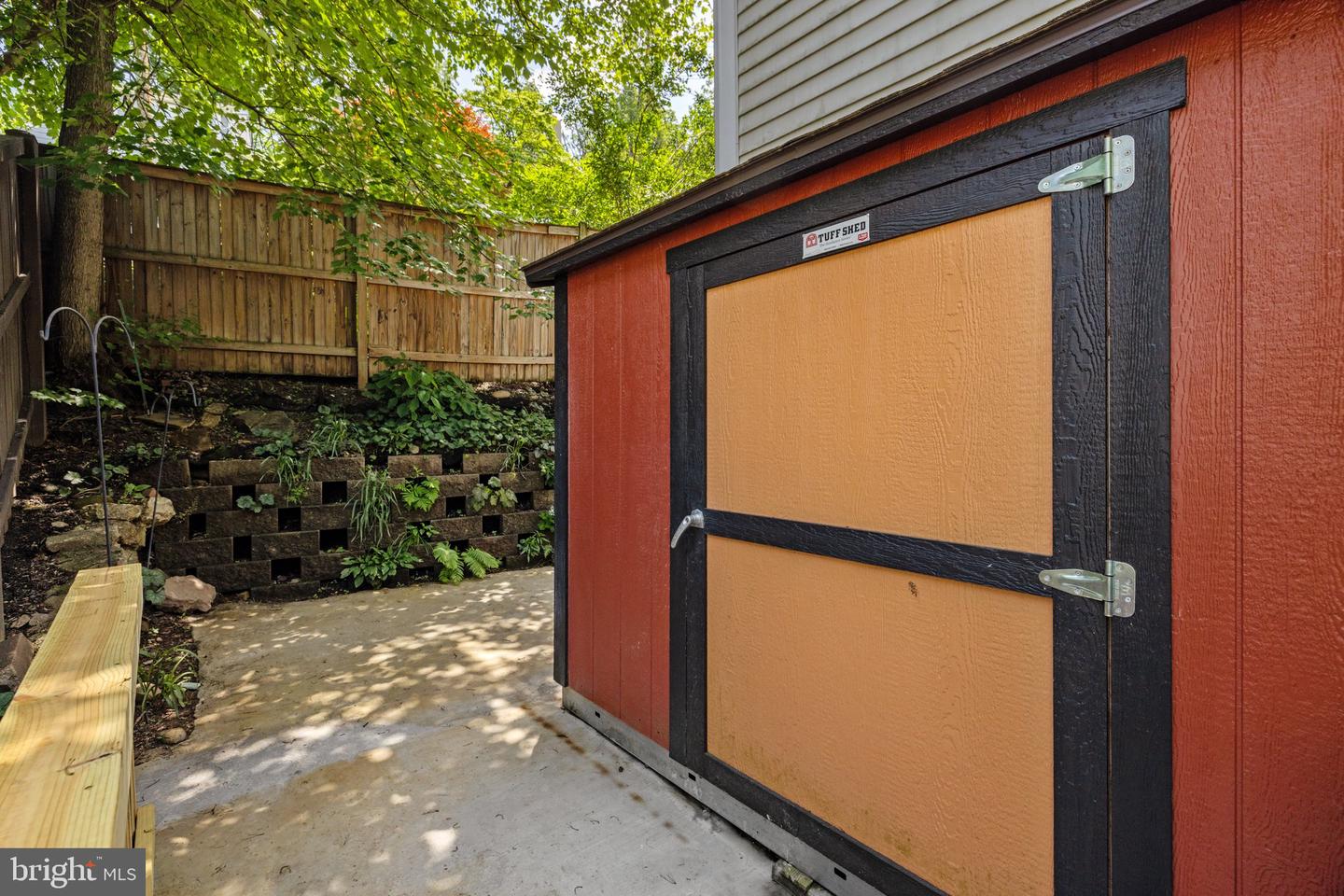 2323 N VERMONT ST, ARLINGTON, Virginia 22207, 4 Bedrooms Bedrooms, ,3 BathroomsBathrooms,Residential,For sale,2323 N VERMONT ST,VAAR2057876 MLS # VAAR2057876