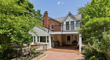 2323 N VERMONT ST, ARLINGTON, Virginia 22207, 4 Bedrooms Bedrooms, ,3 BathroomsBathrooms,Residential,For sale,2323 N VERMONT ST,VAAR2057876 MLS # VAAR2057876