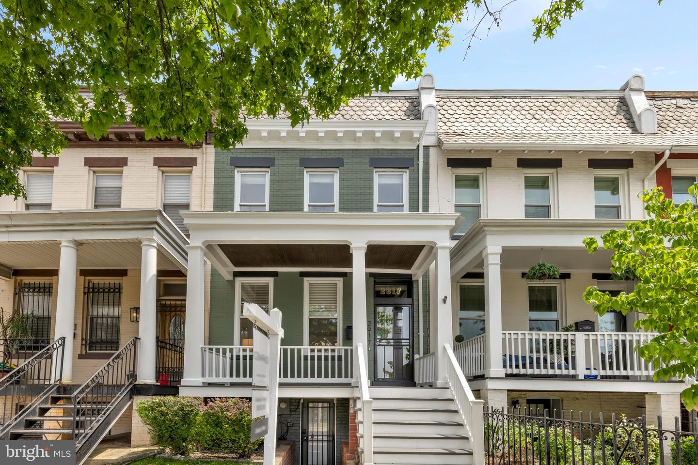 2917 NORTH CAPITOL ST NE, WASHINGTON, District Of Columbia 20002, 4 Bedrooms Bedrooms, ,3 BathroomsBathrooms,Residential,For sale,2917 NORTH CAPITOL ST NE,DCDC2202304 MLS # DCDC2202304