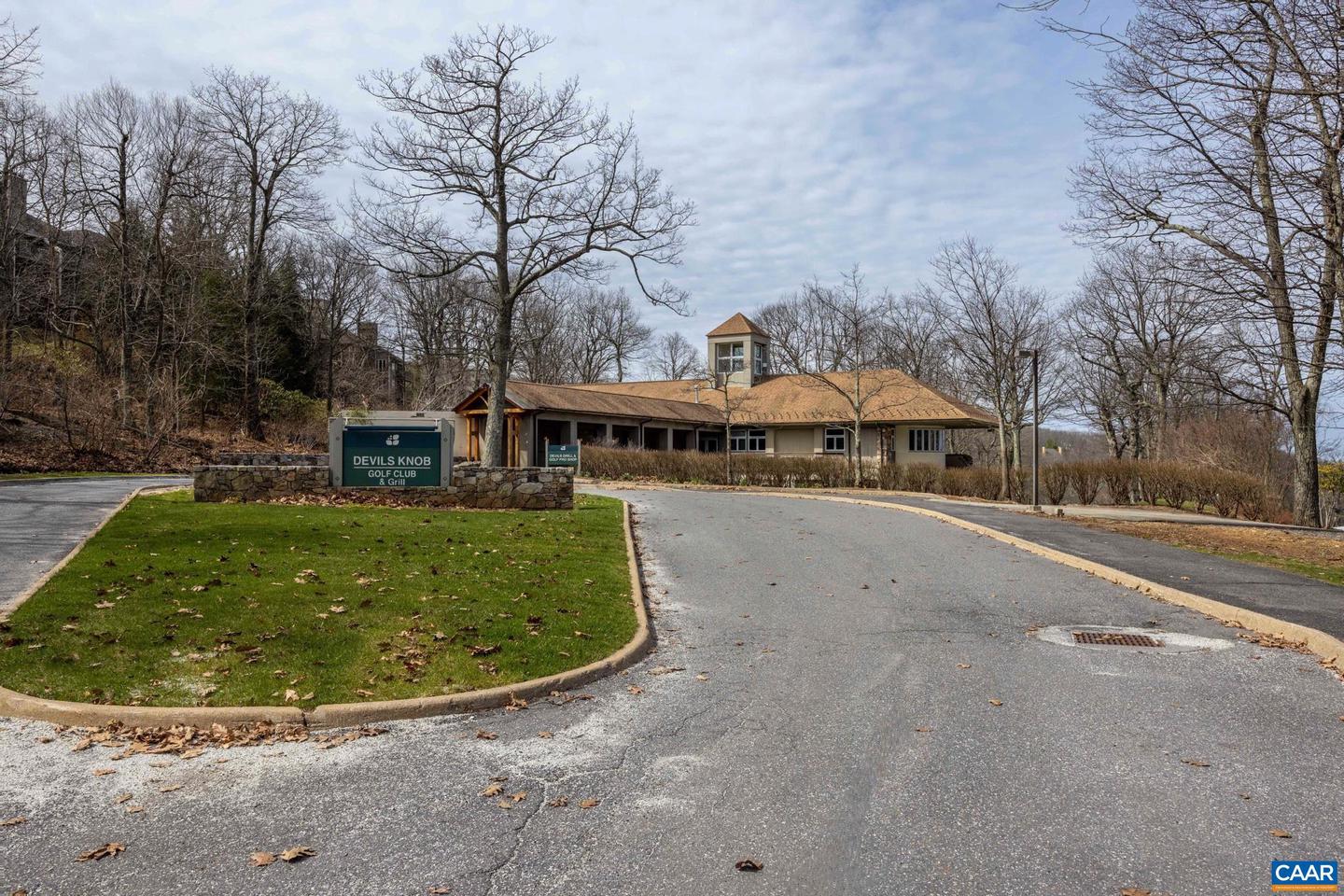 67 S FOREST DR, WINTERGREEN RESORT, Virginia 22967, 4 Bedrooms Bedrooms, ,3 BathroomsBathrooms,Residential,For sale,67 S FOREST DR,665037 MLS # 665037