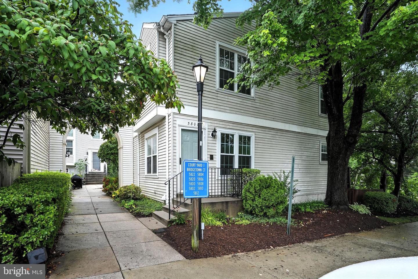 5800 BRIDGETOWN CT #14, BURKE, Virginia 22015, 2 Bedrooms Bedrooms, ,3 BathroomsBathrooms,Residential,For sale,5800 BRIDGETOWN CT #14,VAFX2243926 MLS # VAFX2243926