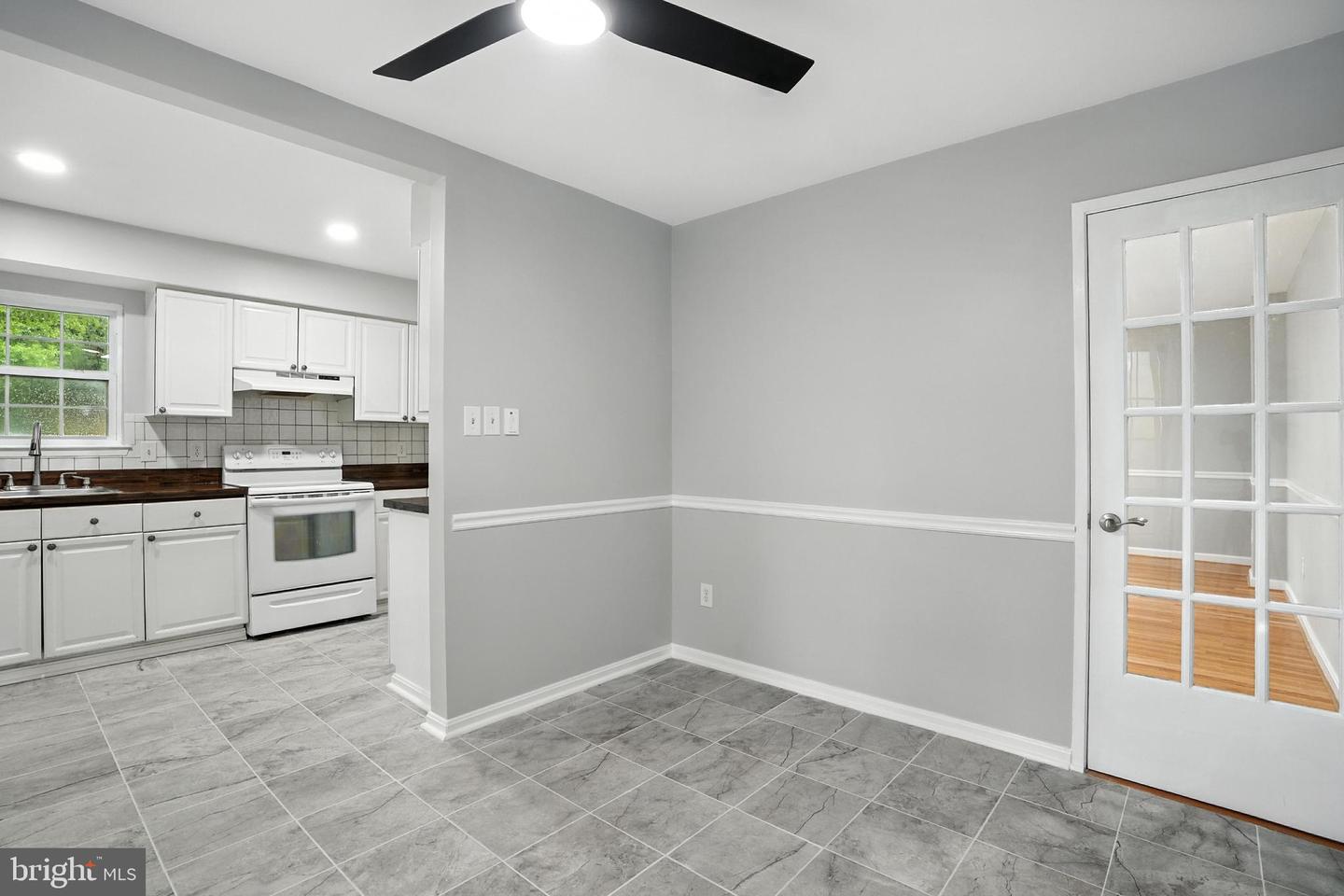 5800 BRIDGETOWN CT #14, BURKE, Virginia 22015, 2 Bedrooms Bedrooms, ,3 BathroomsBathrooms,Residential,For sale,5800 BRIDGETOWN CT #14,VAFX2243926 MLS # VAFX2243926