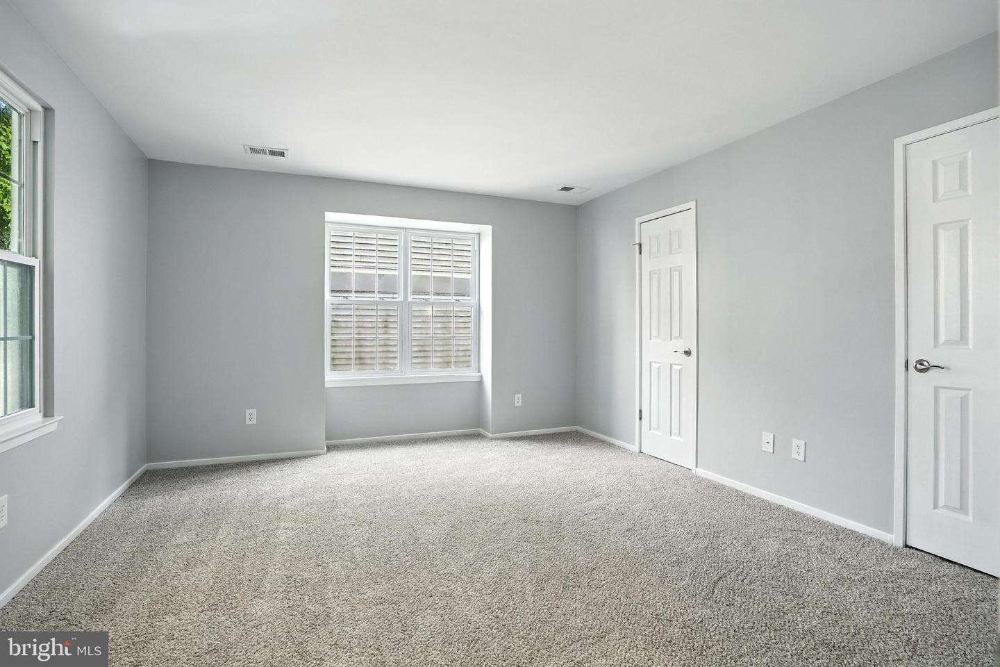 5800 BRIDGETOWN CT #14, BURKE, Virginia 22015, 2 Bedrooms Bedrooms, ,3 BathroomsBathrooms,Residential,For sale,5800 BRIDGETOWN CT #14,VAFX2243926 MLS # VAFX2243926
