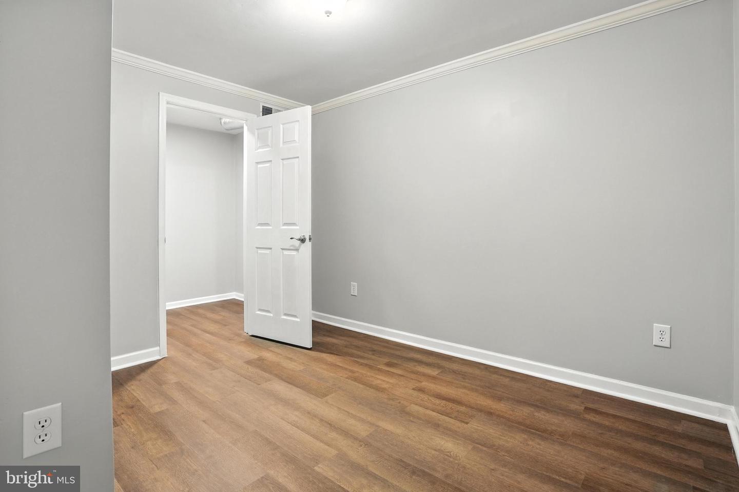 5800 BRIDGETOWN CT #14, BURKE, Virginia 22015, 2 Bedrooms Bedrooms, ,3 BathroomsBathrooms,Residential,For sale,5800 BRIDGETOWN CT #14,VAFX2243926 MLS # VAFX2243926