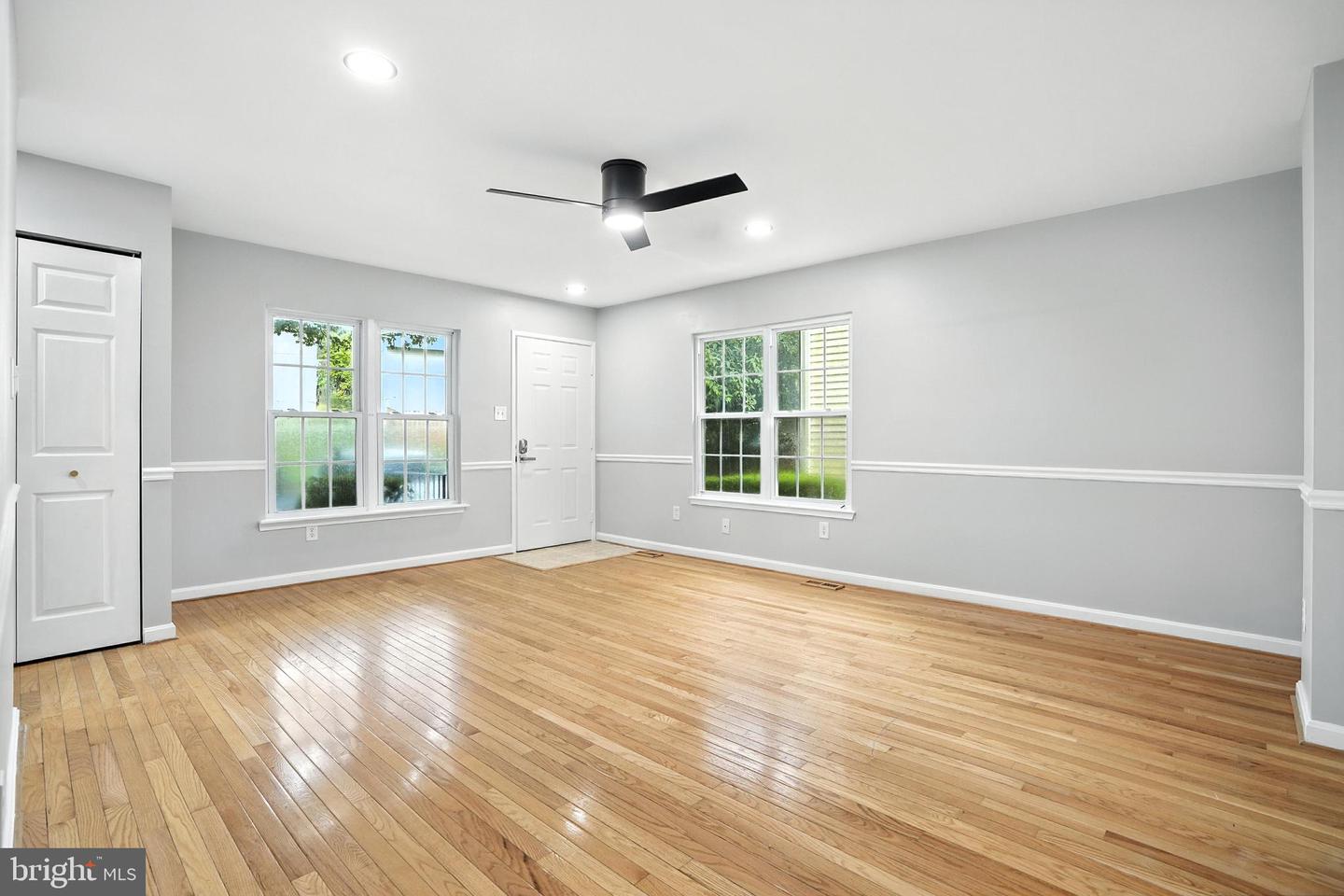 5800 BRIDGETOWN CT #14, BURKE, Virginia 22015, 2 Bedrooms Bedrooms, ,3 BathroomsBathrooms,Residential,For sale,5800 BRIDGETOWN CT #14,VAFX2243926 MLS # VAFX2243926