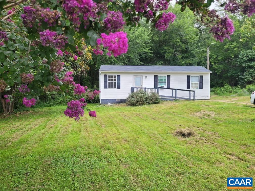 853 FORD AVE, STANARDSVILLE, Virginia 22973, 3 Bedrooms Bedrooms, ,1 BathroomBathrooms,Residential,853 FORD AVE,667677 MLS # 667677