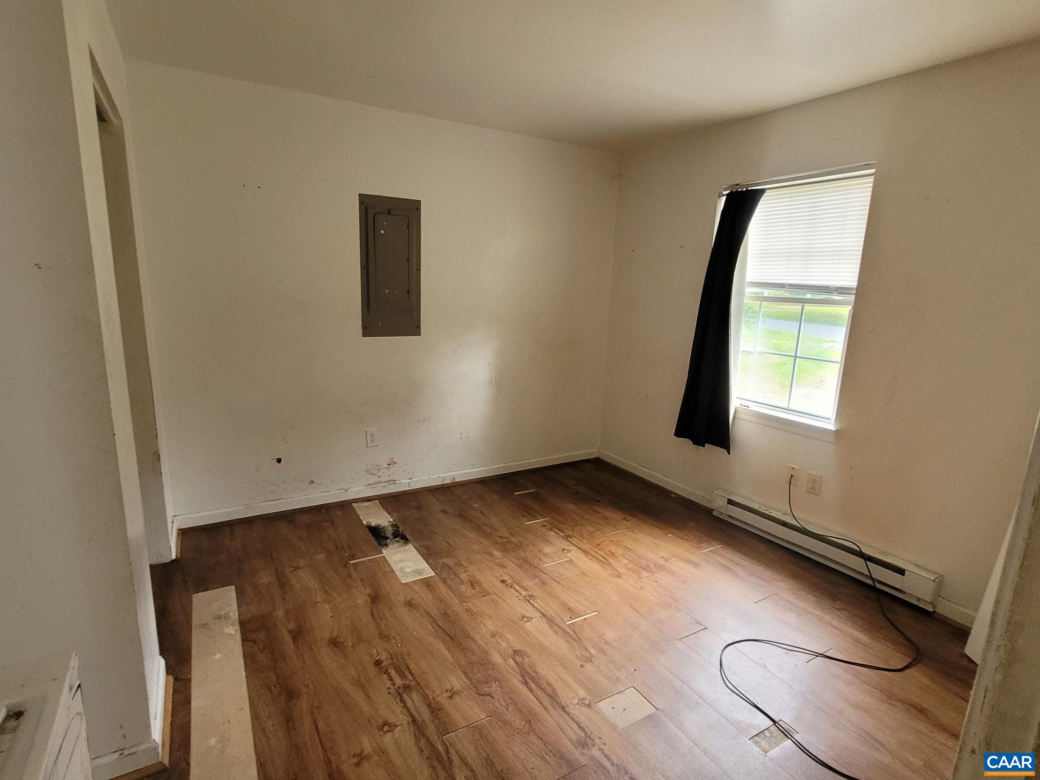 853 FORD AVE, STANARDSVILLE, Virginia 22973, 3 Bedrooms Bedrooms, ,1 BathroomBathrooms,Residential,853 FORD AVE,667677 MLS # 667677