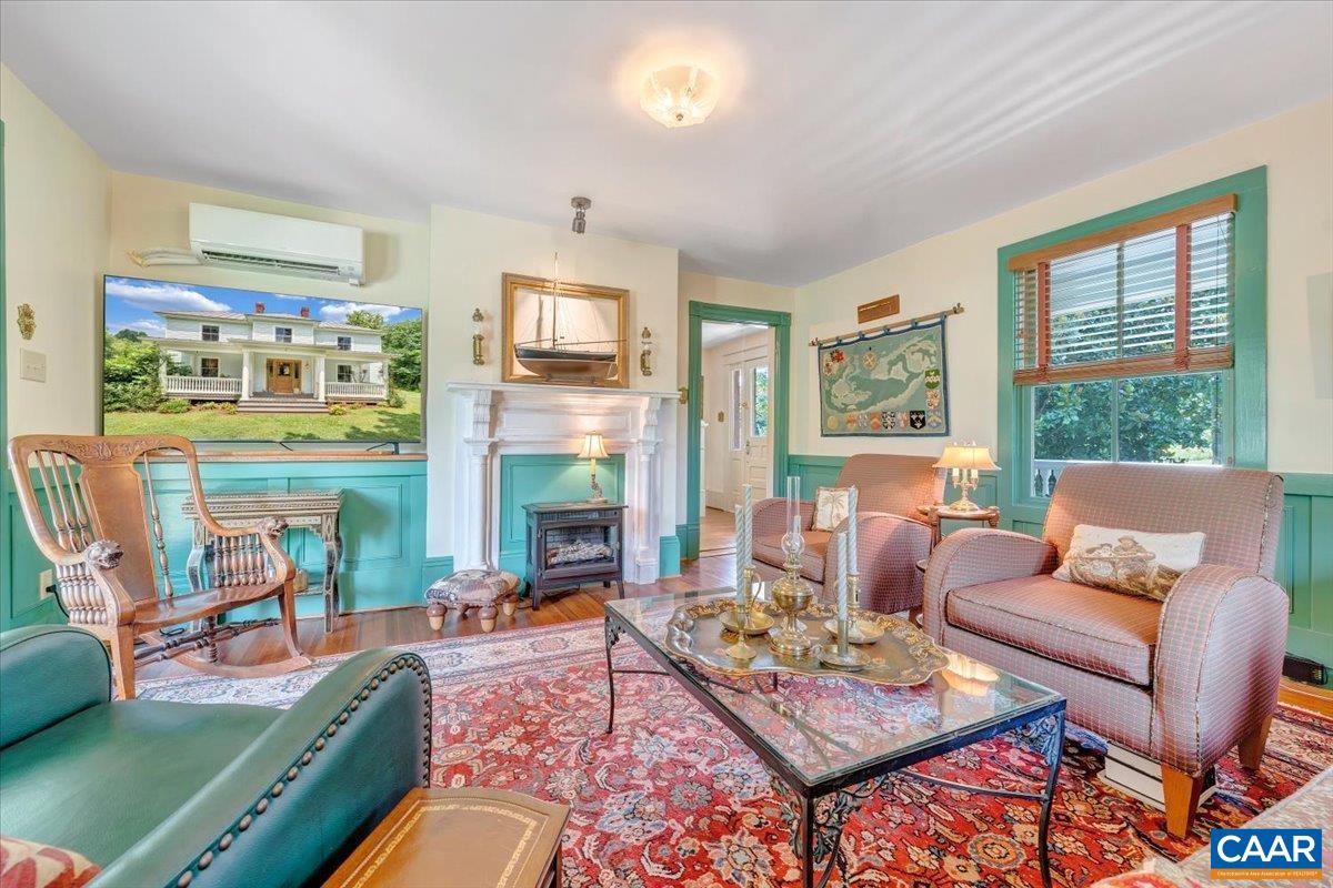 785 JONESBORO RD, ROSELAND, Virginia 22967, 4 Bedrooms Bedrooms, ,2 BathroomsBathrooms,Residential,785 JONESBORO RD,667678 MLS # 667678