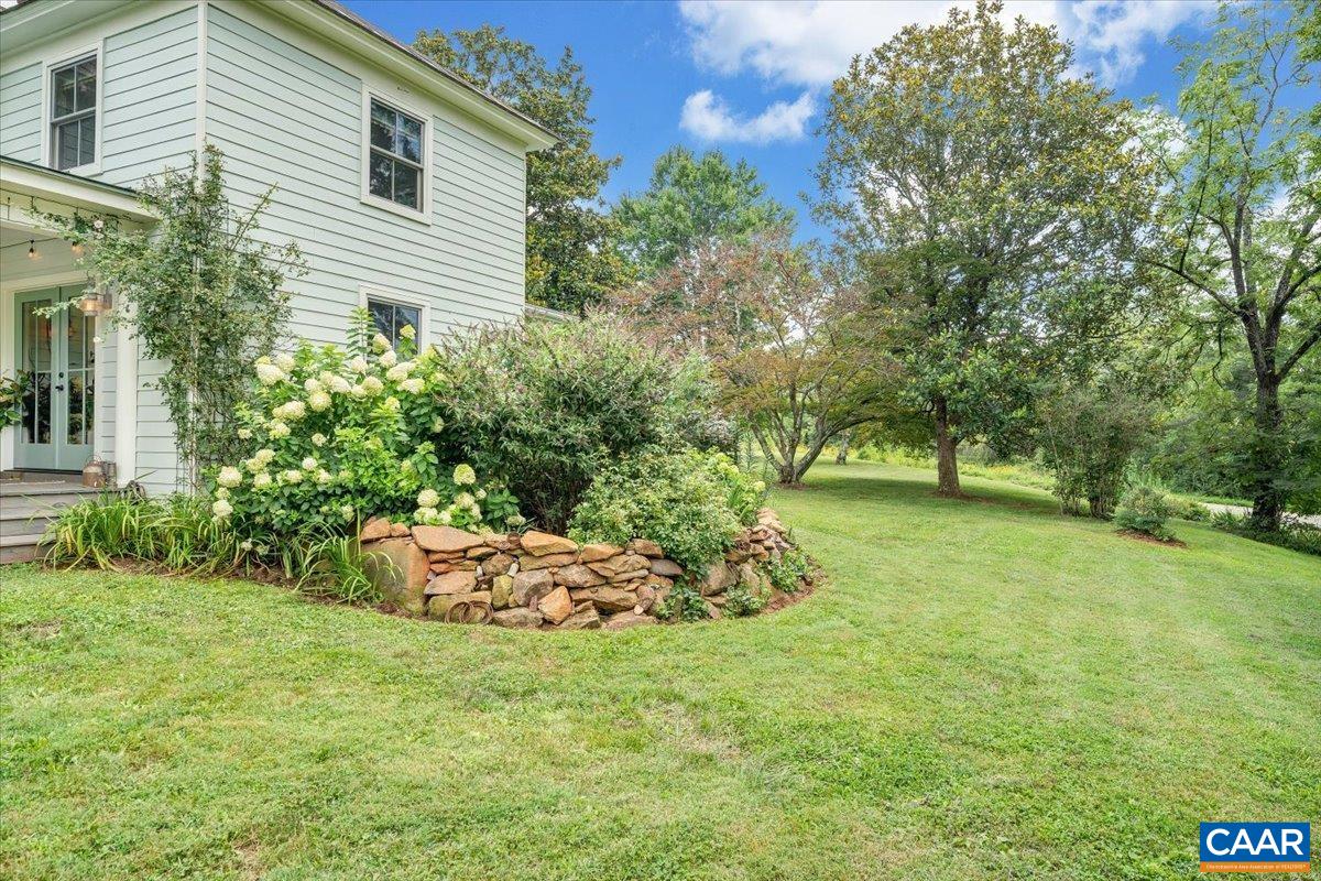 785 JONESBORO RD, ROSELAND, Virginia 22967, 4 Bedrooms Bedrooms, ,2 BathroomsBathrooms,Residential,785 JONESBORO RD,667678 MLS # 667678